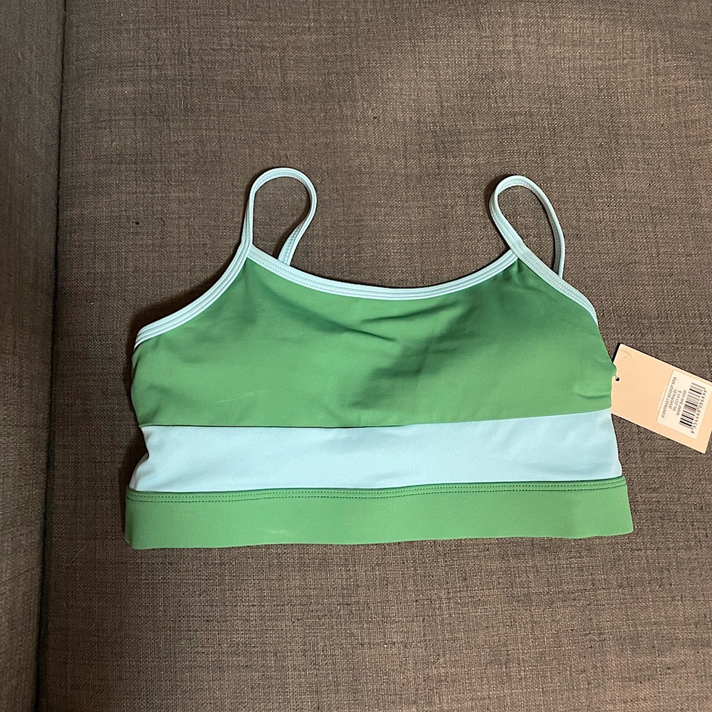 NWT Wilo Contrast Scoop Neck Bra S